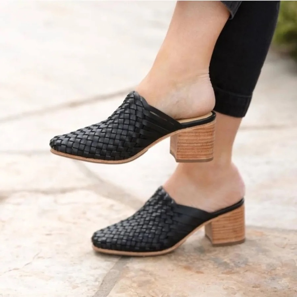 Nisolo Women’s Go To Woven Heeled Slip On Black Leather Size 8.5 Mules